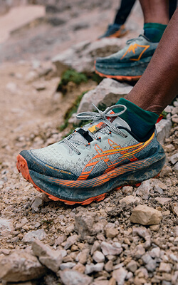 Nuove scarpe da trail running ASICS - SPORT2000 Italia