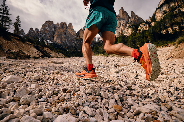 Nuove scarpe da trail running ASICS, stabilità e sicurezza - SPORT2000 Italia